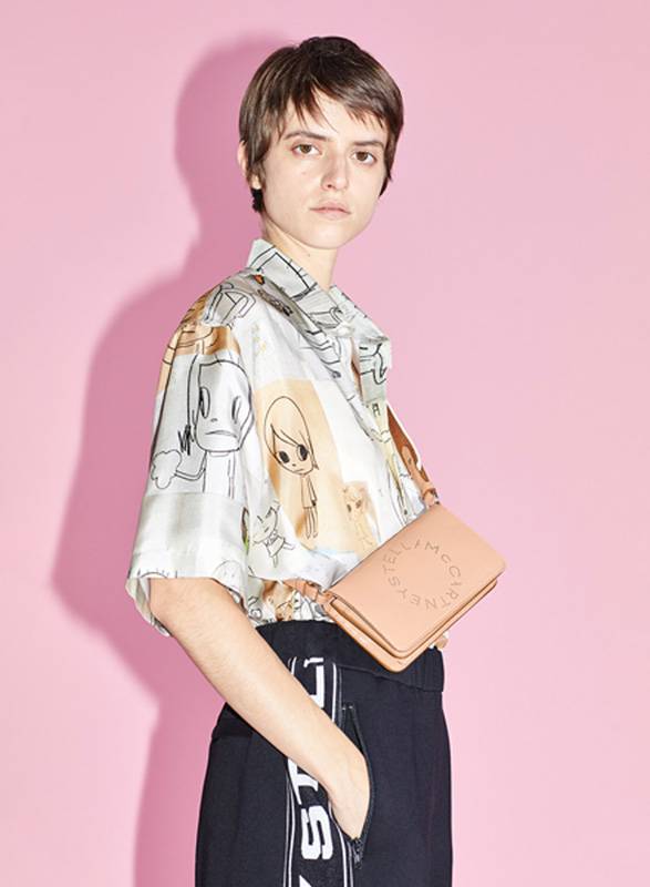 مجموعة STELLA McCARTNEY المشتركة لموسم ربيع-صيف 2021: تبتكر مساحة لجيل صاعد