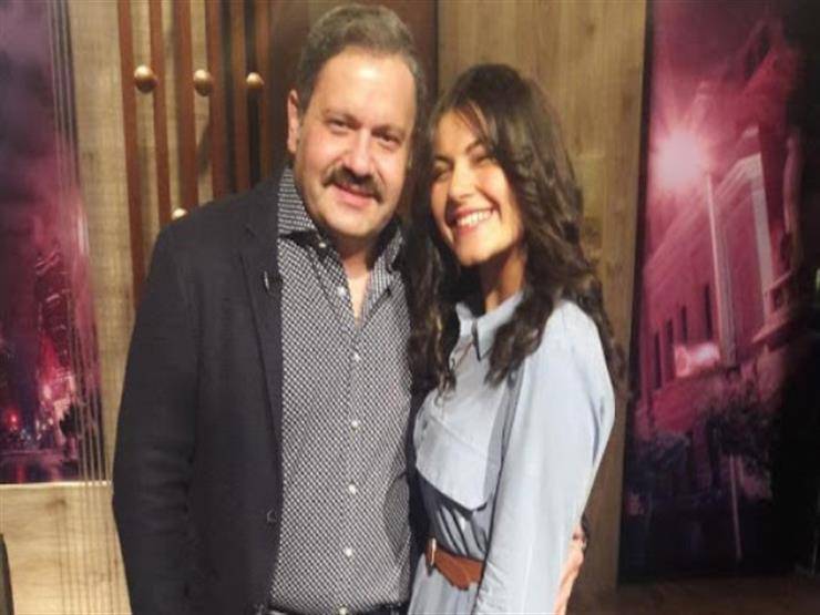 بالفيديو - إدوارد يثير الجدل بتصريح عن أسوأ أدواره... وابنته تُحرجه على الهواء