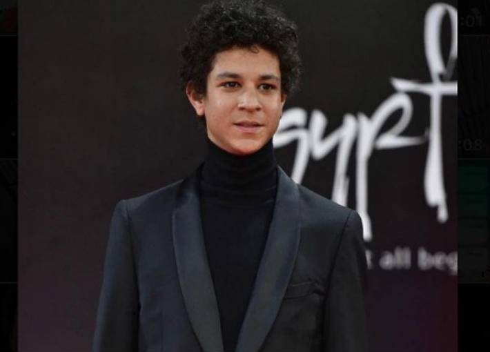 بالفيديو والصور – جمال شقيقة أحمد داش في يوم زفافها ووسامة شقيقيه حديث المواقع