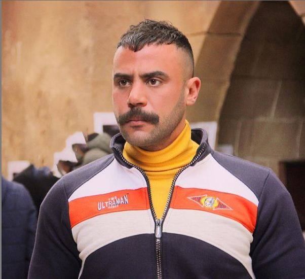 بالفيديو - الجمهور يمنع محمد إمام من تصوير مسلسله وهو يردّ