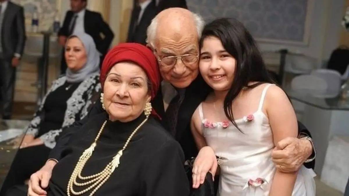 بالفيديو - رشوان توفيق عن زوجته المتوفّاة: 