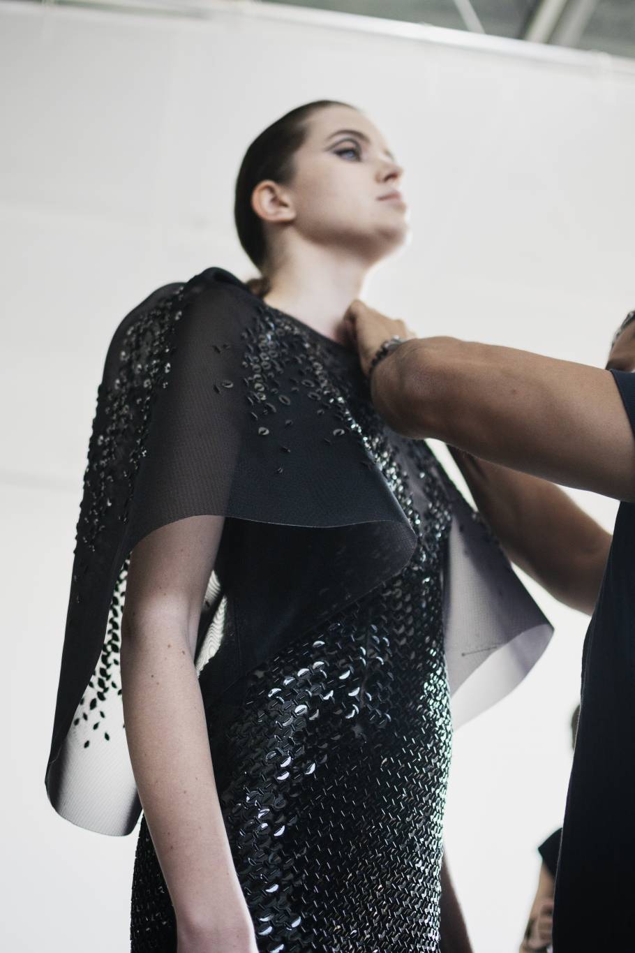 رامي العلي يُطلق مجموعة أزياء ربيع وصيف 2021