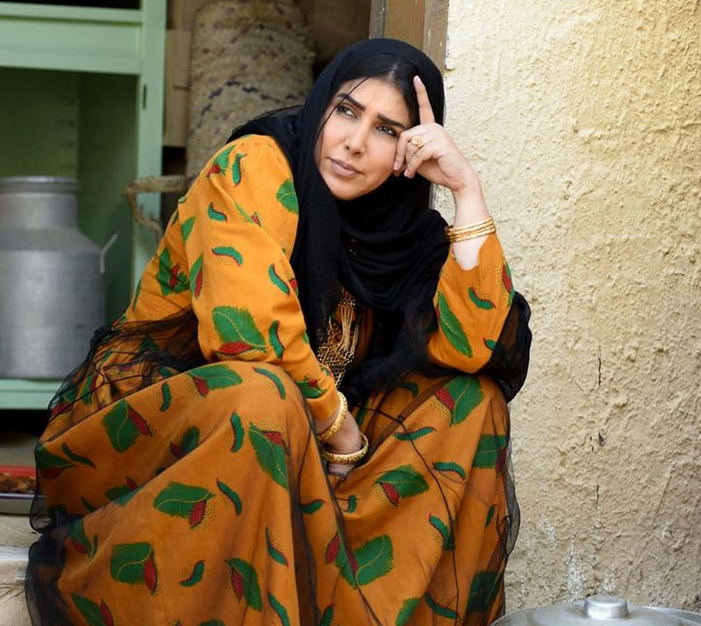 بالصور – زهرة عرفات تتعرّض للتنمّر بسبب شكلها في بداياتها... كيف كانت؟