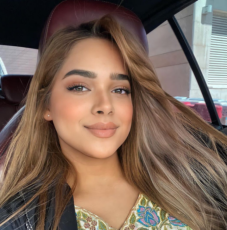 بالفيديو – شقيقة مشاعل الشحي نسخة مصغّرة عنها