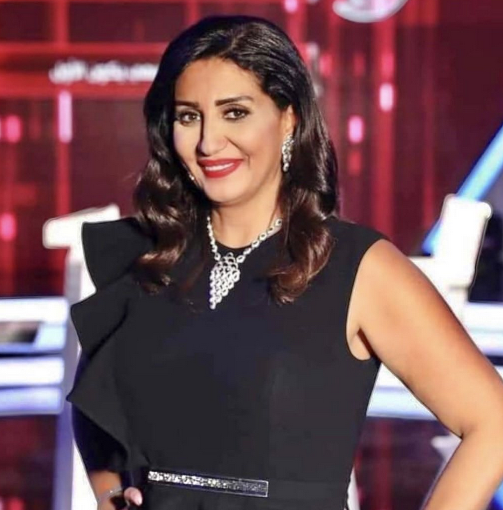 بالصورة – تعرّفوا إلى والدة وفاء عامر... هل تبدو كأختها فعلاً؟