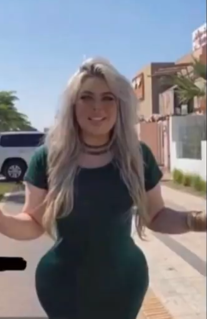 بالصور - الجمهور يستعيد شكل مروة راتب قبل زيادة حجم أردافها ويُعجب بقوامها