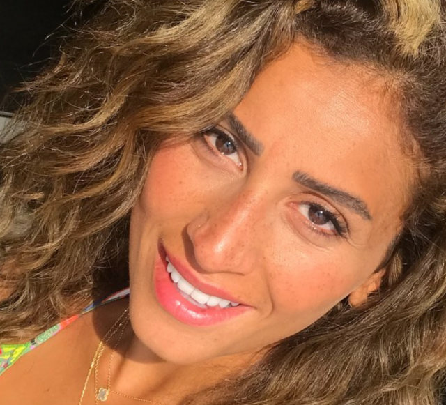 بالصورة – ملامح دينا الشربيني في أحدث ظهور لها تشغل الجمهور: 