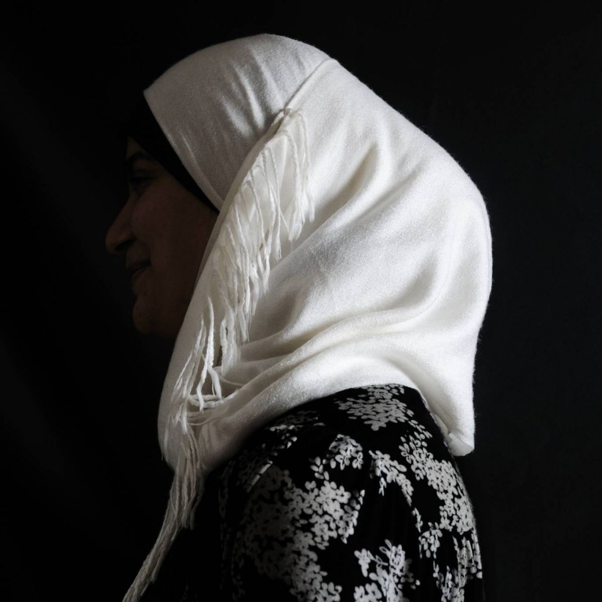 بالفيديو – فنانة كويتية تفاجئ الجميع بارتدائها الحجاب