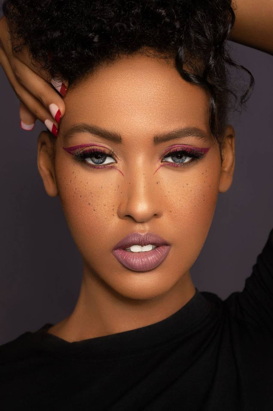 أجمل إطلالات المكياج لربيع 2021