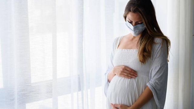 كورونا: اختبار لقاح فايزر على الحوامل
