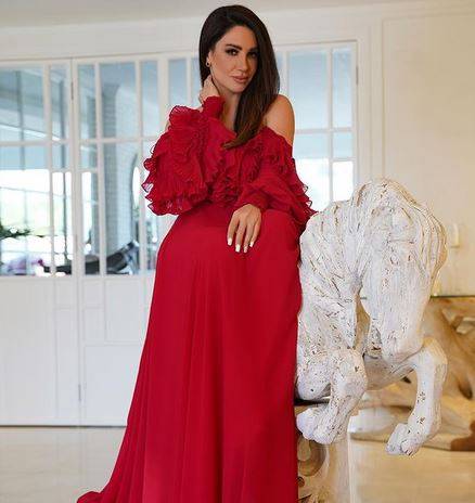 ديانا حداد​ بلوك ذكوري مختلف... هل تجرؤين؟