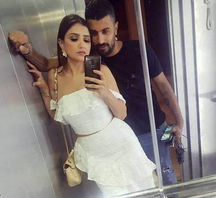 محمد سامي برسالة حب لزوجته: 