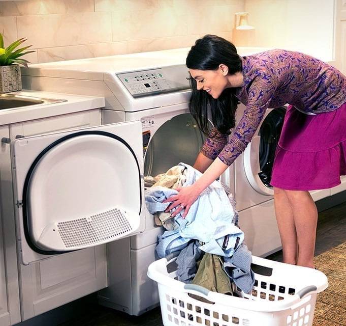 هكذا تمنعين صدور الروائح الكريهة عن آلة غسل الملابس