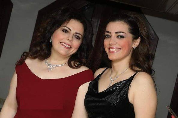 إبنة الراحلة ميادة بسيليس تروي بحرقة لحظات والدتها الأخيرة.. وهذه وصيتها لها