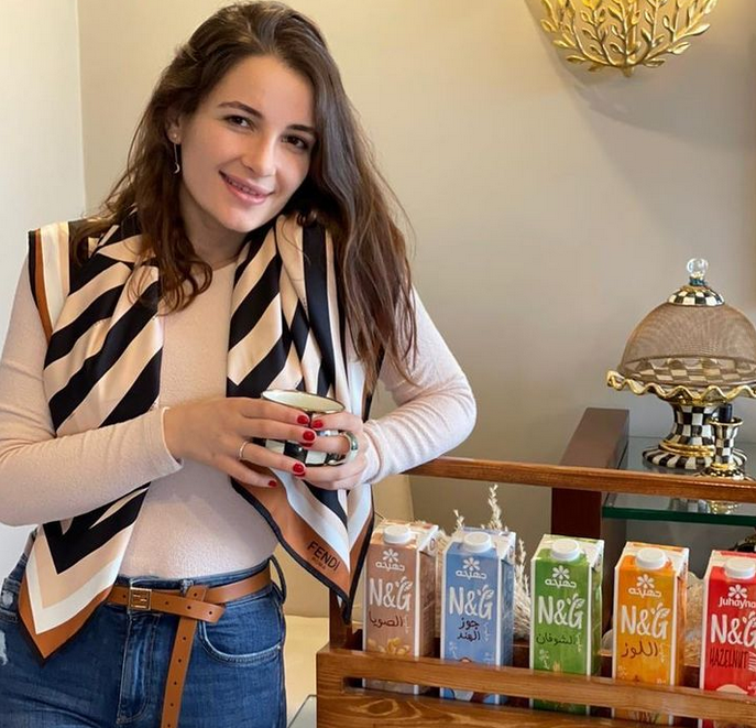 بالصور – شام الذهبي برفقة خطيبها وهذا هو اسمه