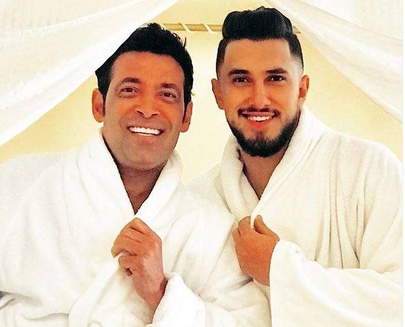 بالفيديو والصور - سعد الصغير يحتفل بخطوبة ابنه ويهاجم مطربي المهرجانات