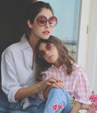 ردّ قوي من نور عريضة بعد تعرّض ابنتها الجميلة والموهوبة للتنمّر بسبب شكلها