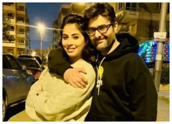 وليد منصور يحسم الجدل حول إرتباطه بروبي.. وردّ فعل زوجته يحدث ضجة