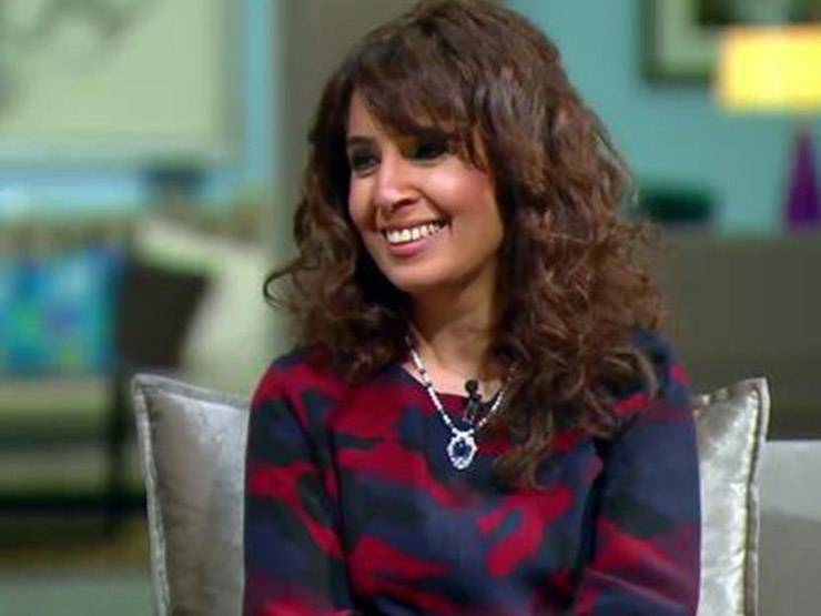 بالفيديو - المطربة المعتزلة حنان تعود إلى الأضواء: 