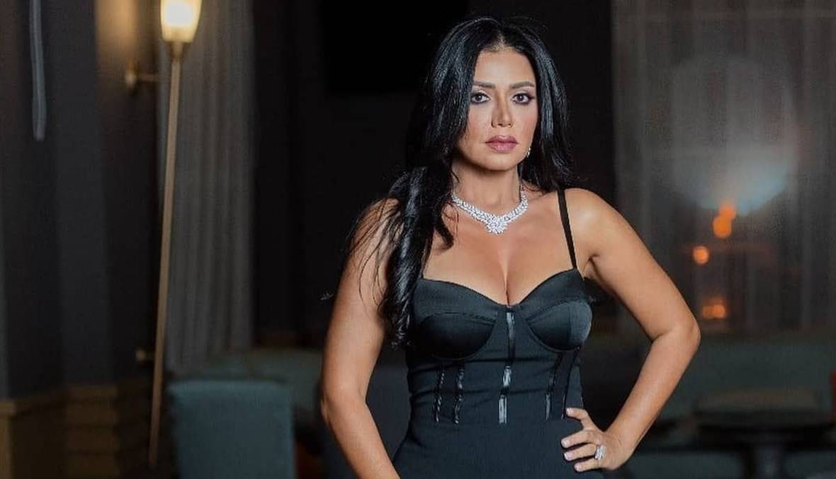 رانيا يوسف في أقوى هجوم على متابع اتهمها بإثارة الغرائز!