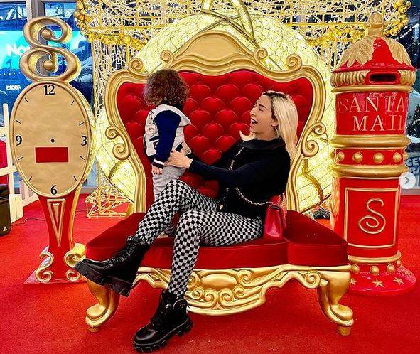 بالفيديو والصور - إبن جويل مردينيان كبر وباتت ملامحه مختلفة.. طرافة ووسامة