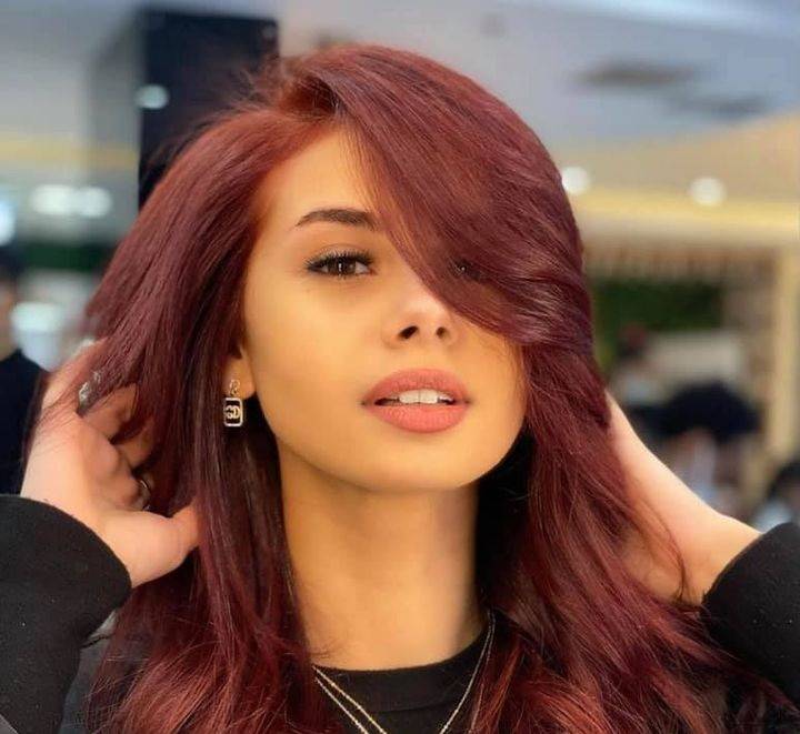 بالفيديو - منة عرفة تشكو من الأزمات التي تحاصرها وتصرخ: 