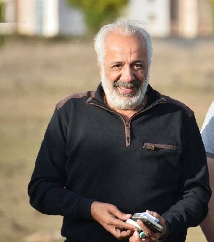 بالصورة  - تعرّفوا إلى والدة أيمن زيدان... هل تبدو كشقيقته؟