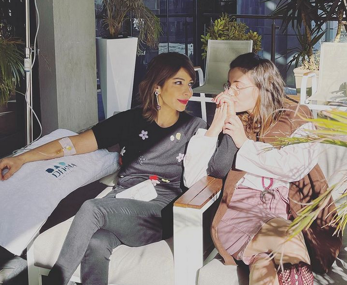 بالصورة – أصالة تكشف دخولها الطارئ إلى المستشفى... وهذا ما عانت منه