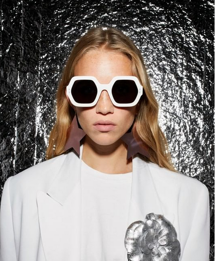 نظّارات Isabel Marant تعدك بالأمل في ربيع وصيف2021