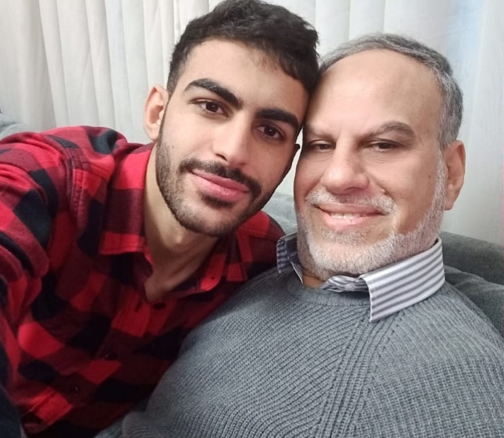 بالفيديو – بعد مأساة موت ابنه... والد عبود العمري يخرج عن صمته ويوجّه رسالة لأصدقائه