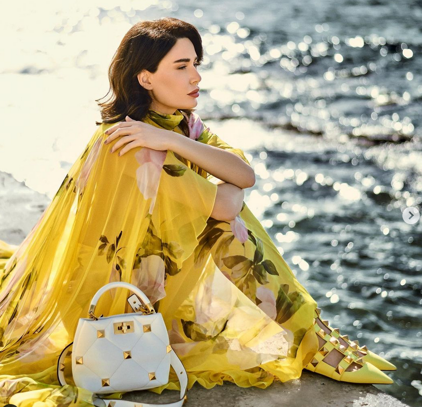 بالصور – الحقيبة الصغيرة صيحة النجمات... فماذا عنكِ؟