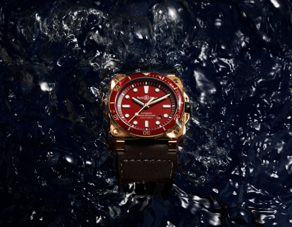 أناقة لا مثيل لها مع ساعات Diver Red Bronze من Bell & Ross