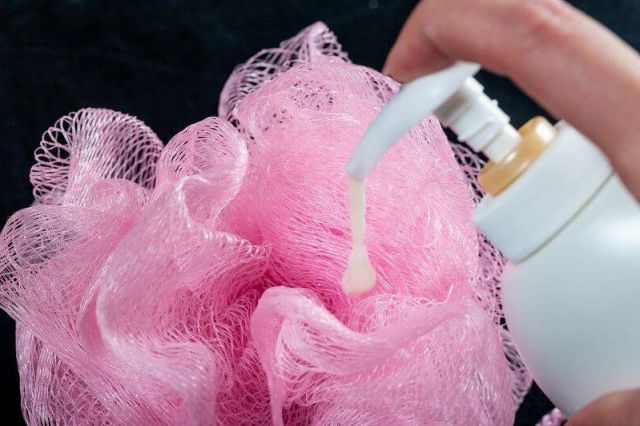 جل الاستحمام قد يكون مضرّاً بالصحة... انتبهوا لهذه الأنواع