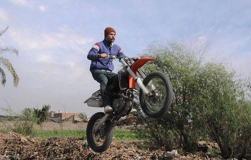 محمد إمام بصورة جديدة من كواليس 