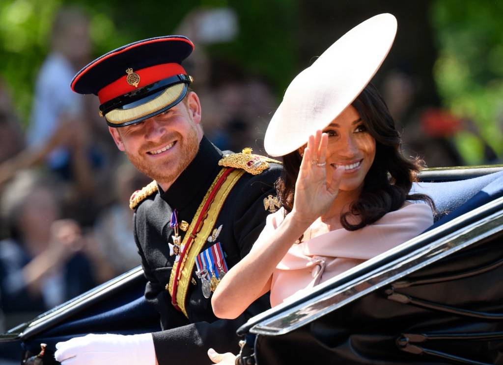 صديقة أوبرا وينفري تكشف: لدى ميغان ماركل وثائق تدين الأسرة الملكية