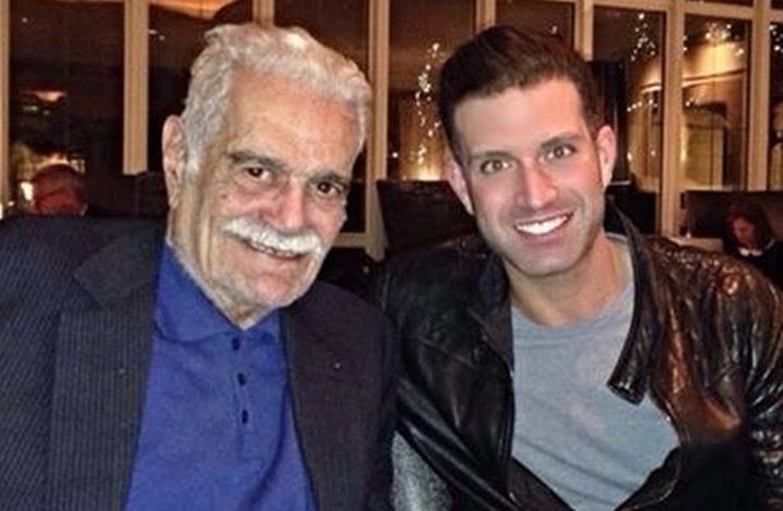 بصور غريبة... حفيد عمر الشريف لجده في ذكرى ميلاده: 