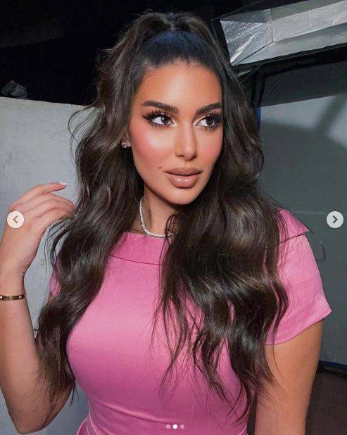 ياسمين صبري تثير الجدل بإطلالة غريبة.. والجمهور: 