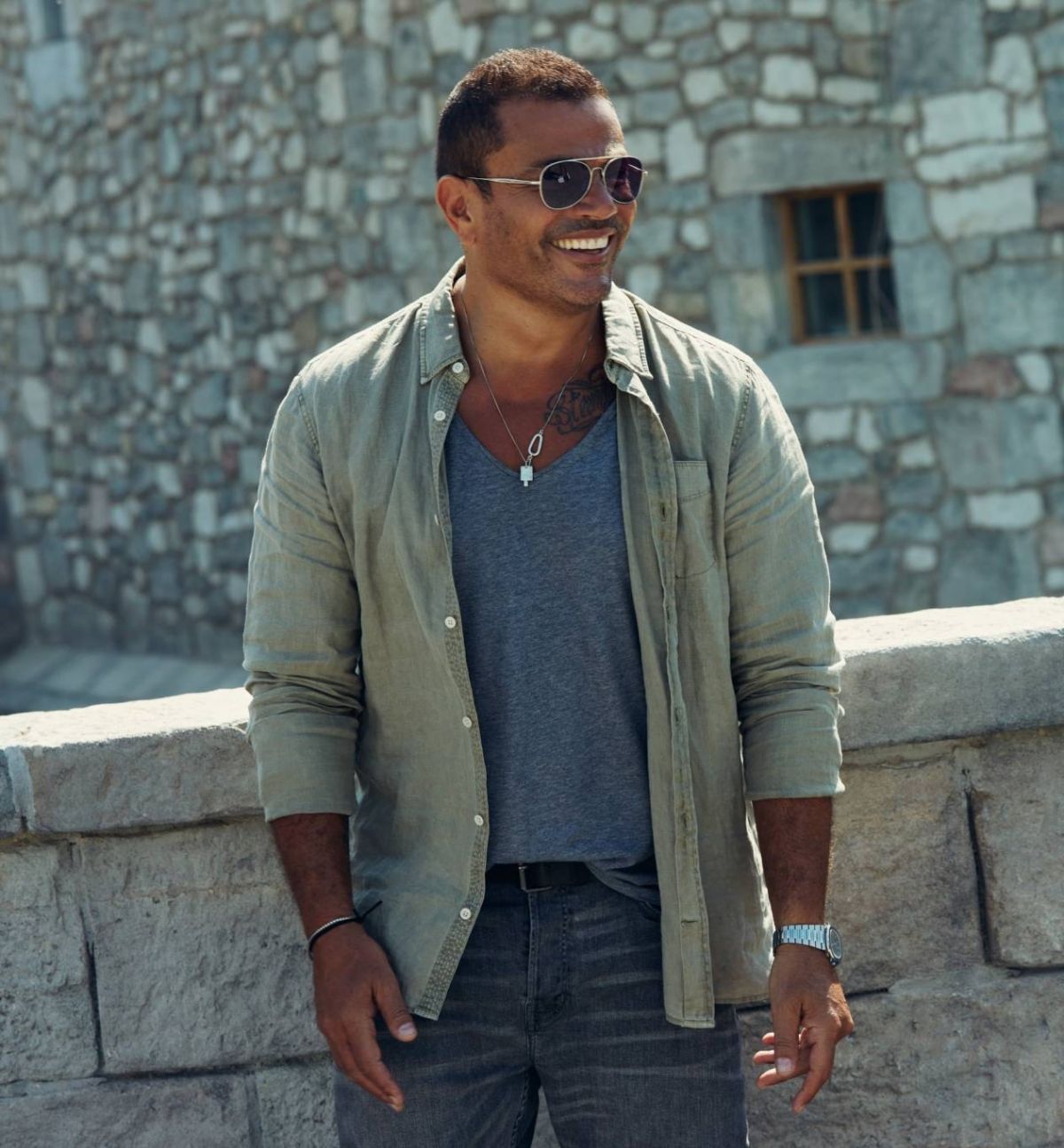 عمرو دياب يتصدر قائمة المطربين الأكثر استماعاً في الشرق الأوسط