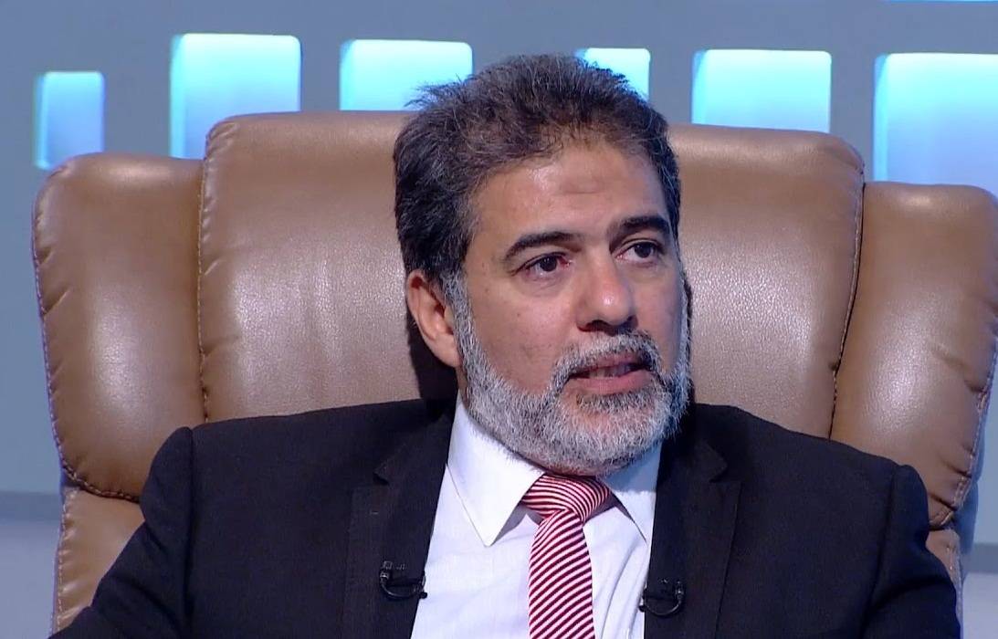 بالفيديو - محسن محيي الدين يكشف سبب خلافه مع يوسف شاهين