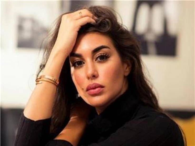 بعد حملات السخرية.. ياسمين صبري تحذّر من حساب مزيف باسمها: 