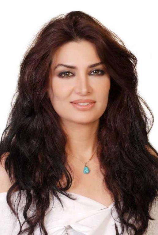 بالفيديو - مرح جبر حديث السوسيال ميديا بجمالها... لم تتغيّر بتاتاً