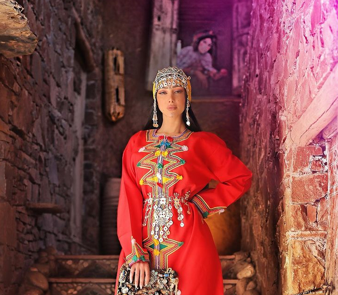 بالصورة – بعد التنمّر... بعض الجمهور لا يتعرف إلى بسمة بوسيل وجمالها يسرق الأضواء