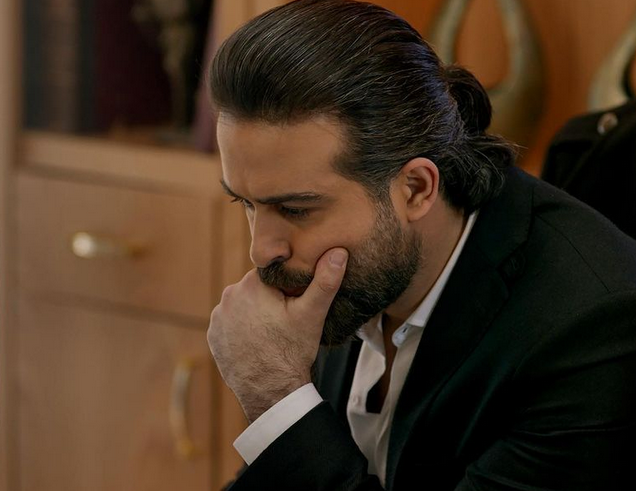 الموت قتلاً يُفجع محمود نصر