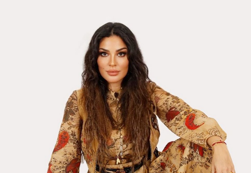 بالفيديو – نادين نسيب نجيم ترقص مع حركات مضحكة وتقلّد هيفاء وهبي