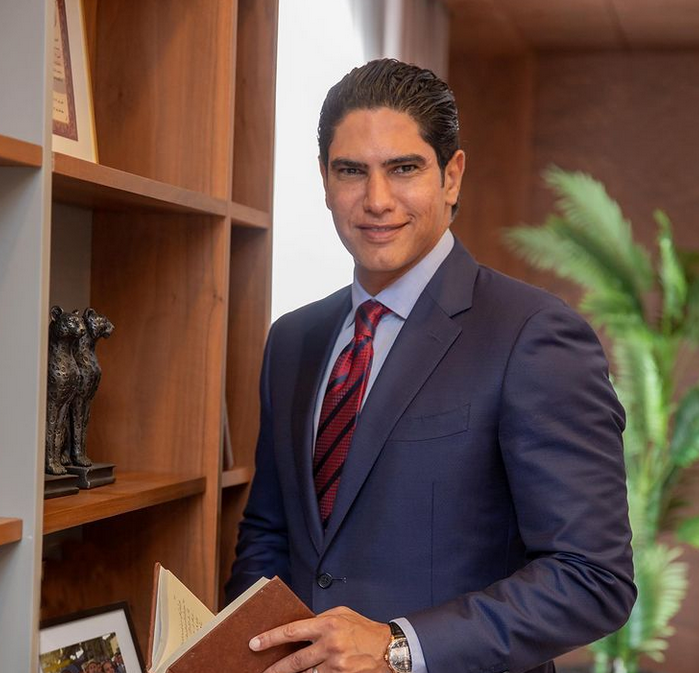 بالصورة – أحمد أبو هشيمة يكشف صعوبة حالته الصحية بعد إصابته بكورونا والجمهور يسأل عن ياسمين صبري