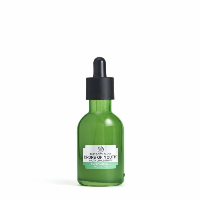 مجموعة قطرات الشباب TheBodyShop ترطب بشرتك وتحميها في رمضان