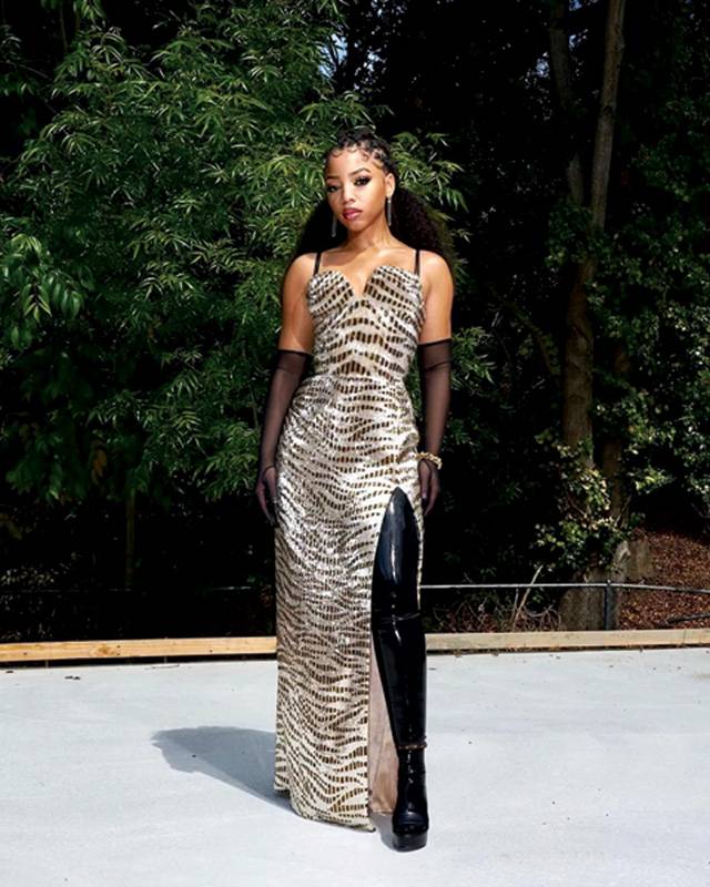 إطلالات لافتة في حفل جوائز الغرامي لعام 2021