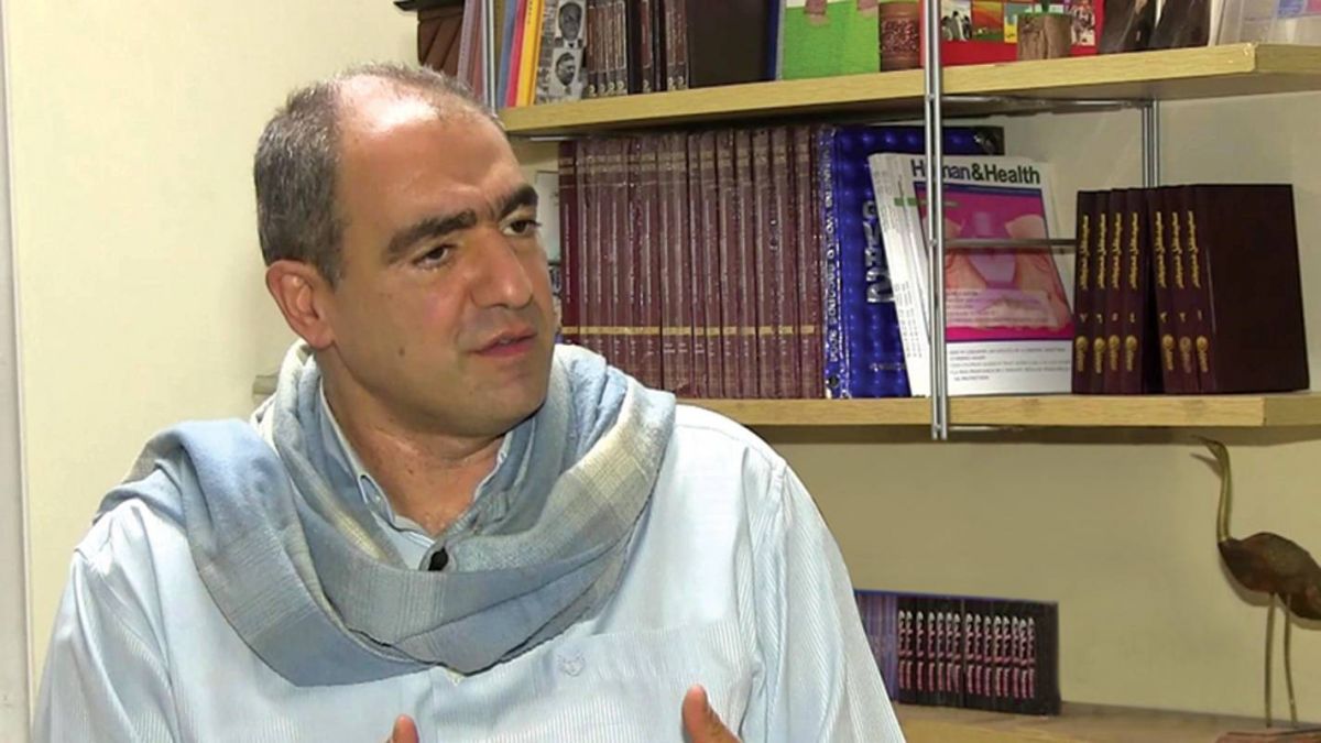 الدكتور أحمد العويني لـ