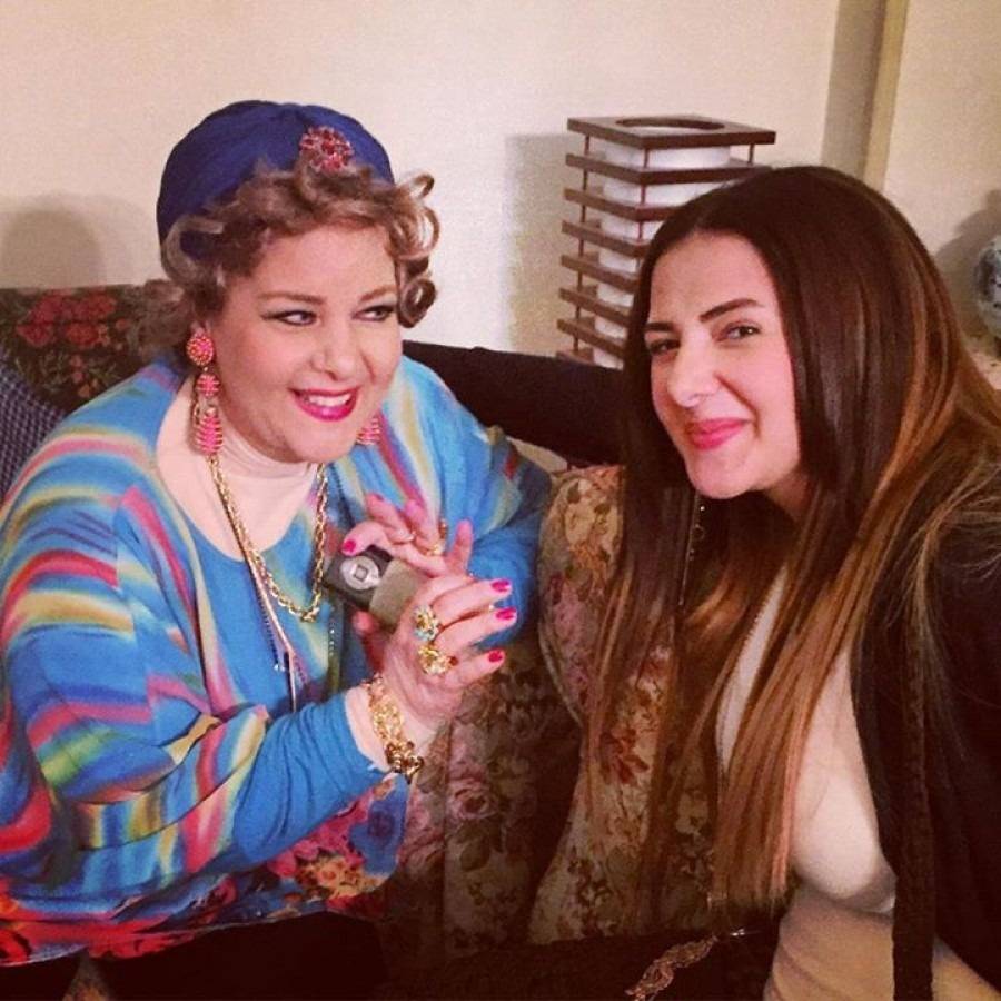 إصابة دنيا سمير غانم و8 من فريق عمل 