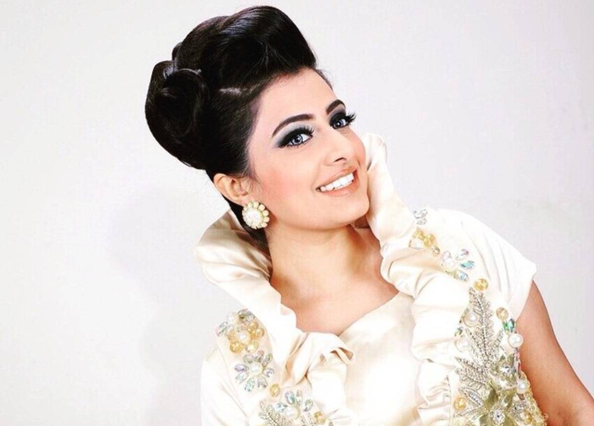 بالصورة -  شاهدوا جمال ابنة المعتزلة شهد الكويتية... هل درجة الشبه بينهما كبيرة؟